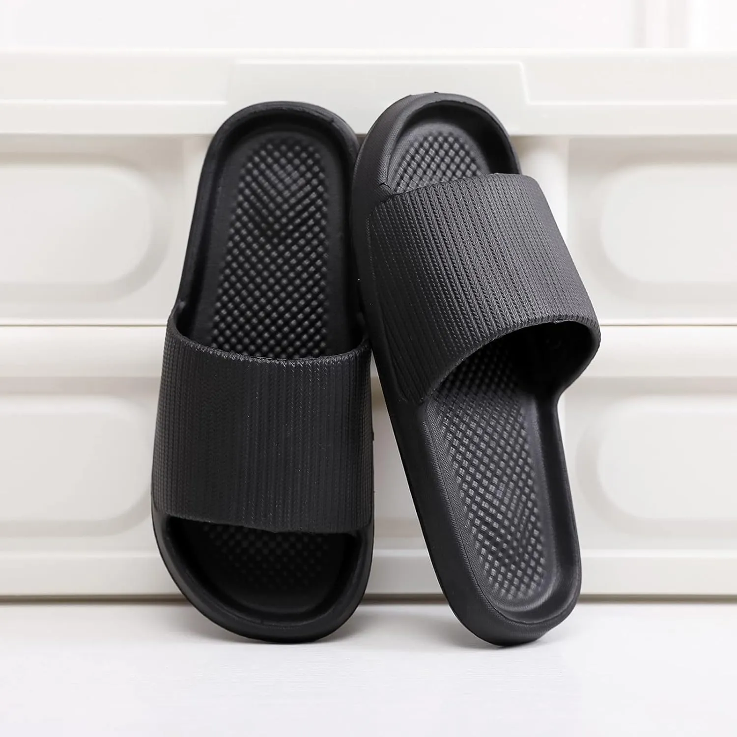 Bathroom Slippers Men Womens Slides Mens Slippers Shower Shoes Women Pool Travel Drainage Hole