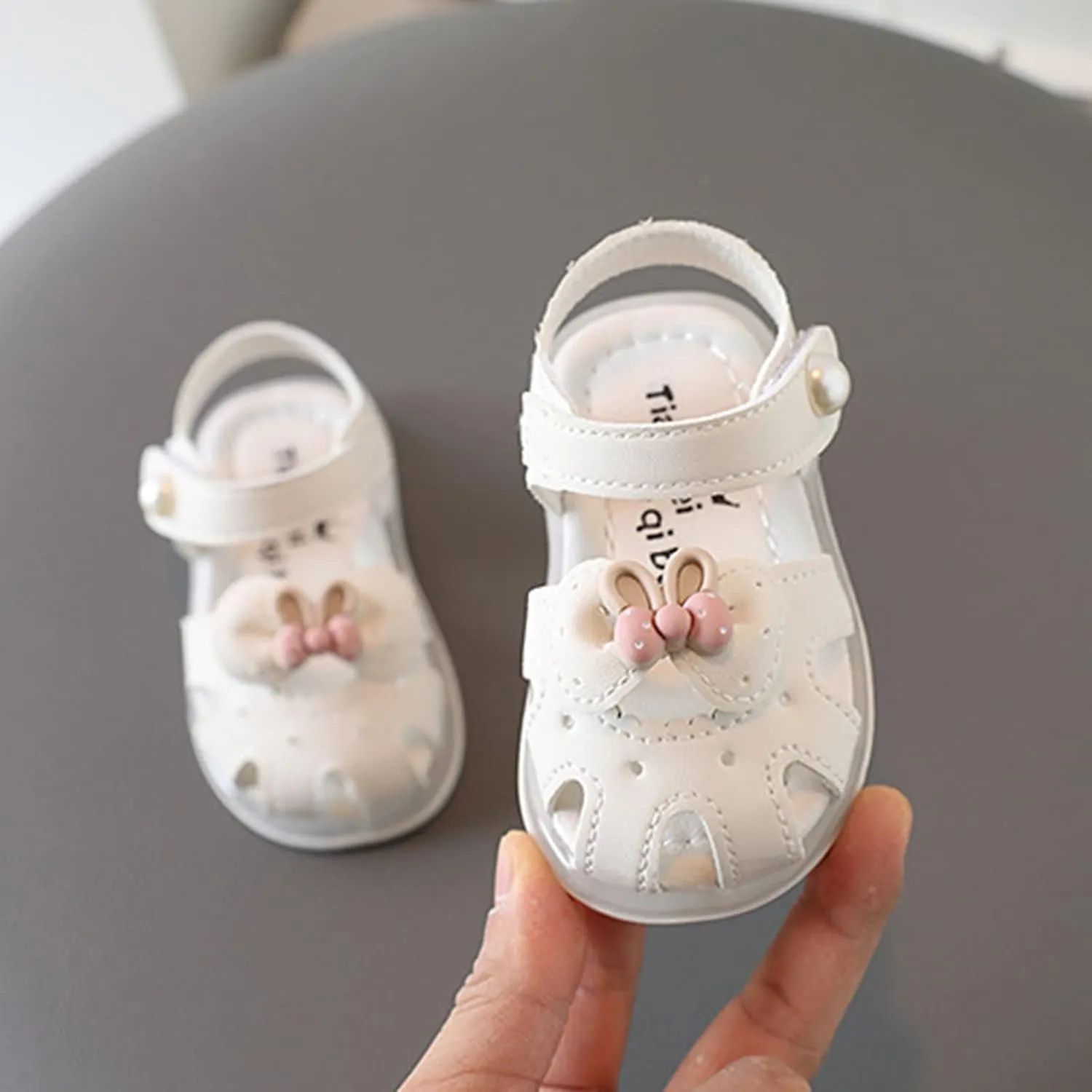 Light Up Sandals for Baby Girl Boy Cute Luminous Closed Toe Soft Sole Lightweight Breathable Running Sport Shoes