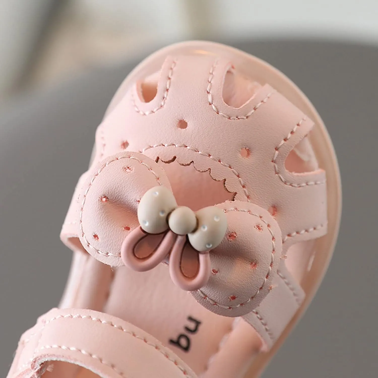 Light Up Sandals for Baby Girl Boy Cute Luminous Closed Toe Soft Sole Lightweight Breathable Running Sport Shoes