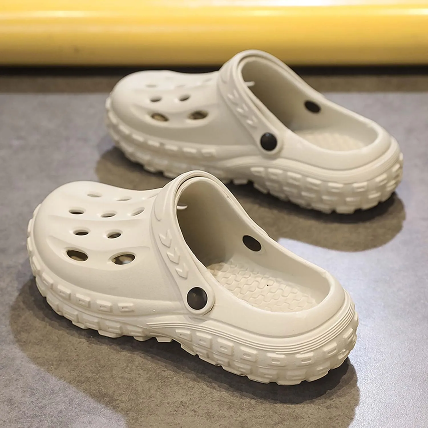 Men's Women's Garden Shoes Summer Lightweight Arch Support Sandals Outdoor Anti-slip Quick-drying Beach Sandals Slippers Indoor Casual Shower Clogs Slippers