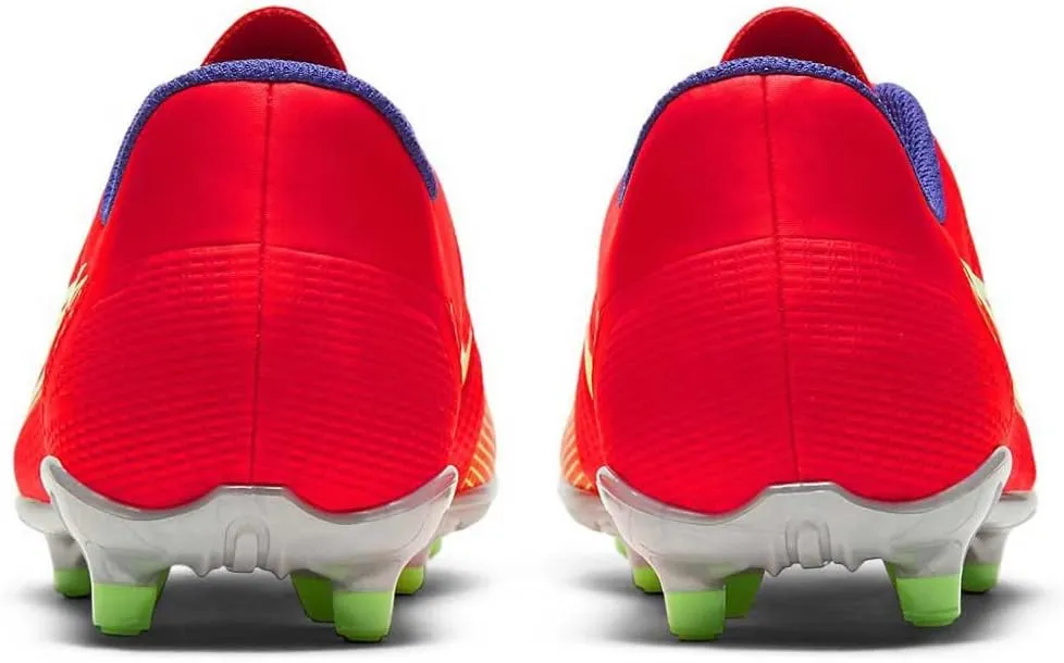 Nike Unisex-Child Football Soccer Shoe