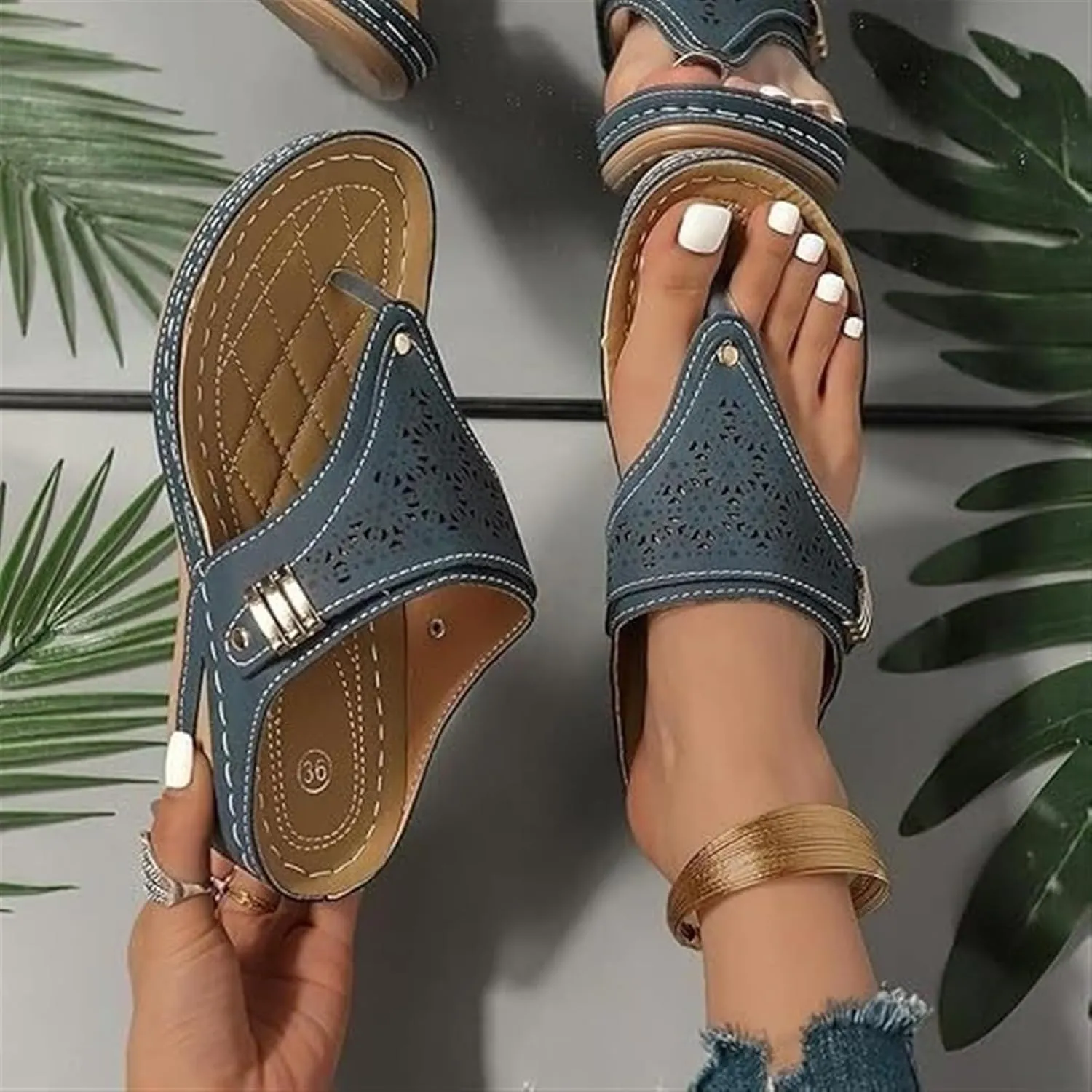 Sandals with Arch Support for Woman Closed Toe Orthopedic Platform Slip on Wedges Comfortable Flip Flops Casual Breathable Mesh Hollow Slippers Wide Width Beach Sports Shower Fashion Trendy Sandal