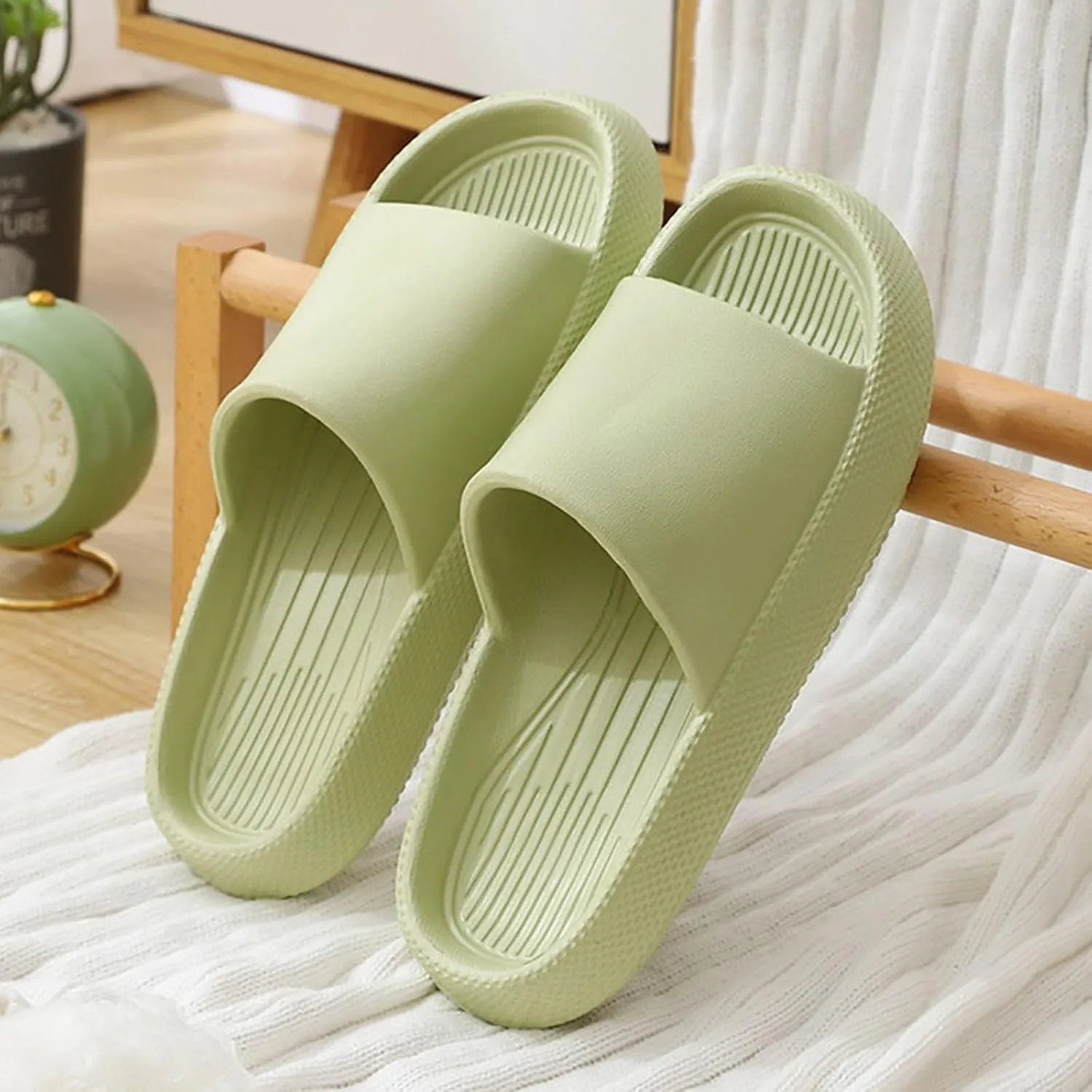 Summer Slides Sandals for Women Indoor Slipper for Gym Soft Sole Vacation Sandals Travel Slippers for Women