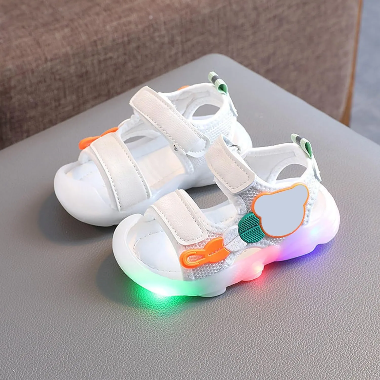 Toddler Girls Boys Light Up Sandals, Lightweight Non Slip Adjustable Strap Open Toe Beach Water Shoes Pool Slippers