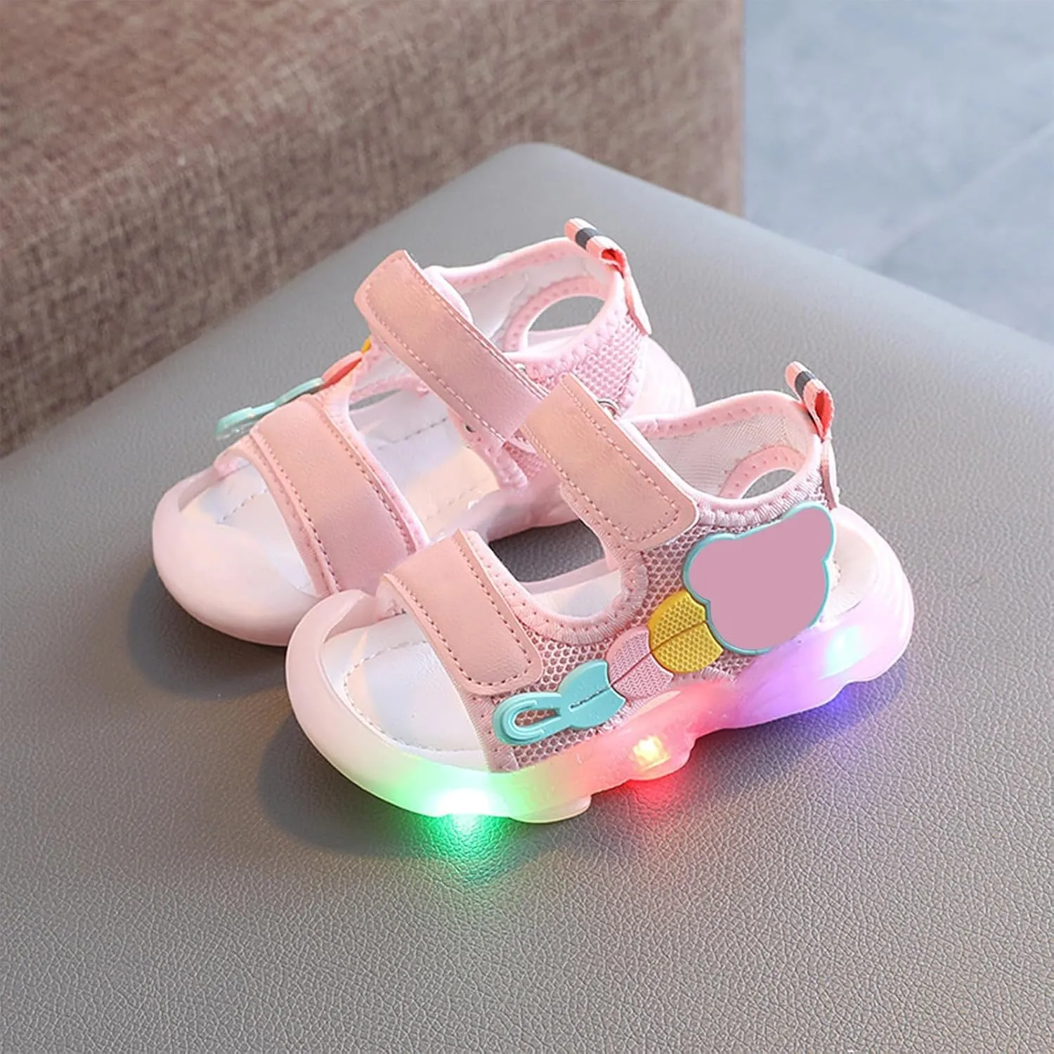 Toddler Girls Boys Light Up Sandals, Lightweight Non Slip Adjustable Strap Open Toe Beach Water Shoes Pool Slippers
