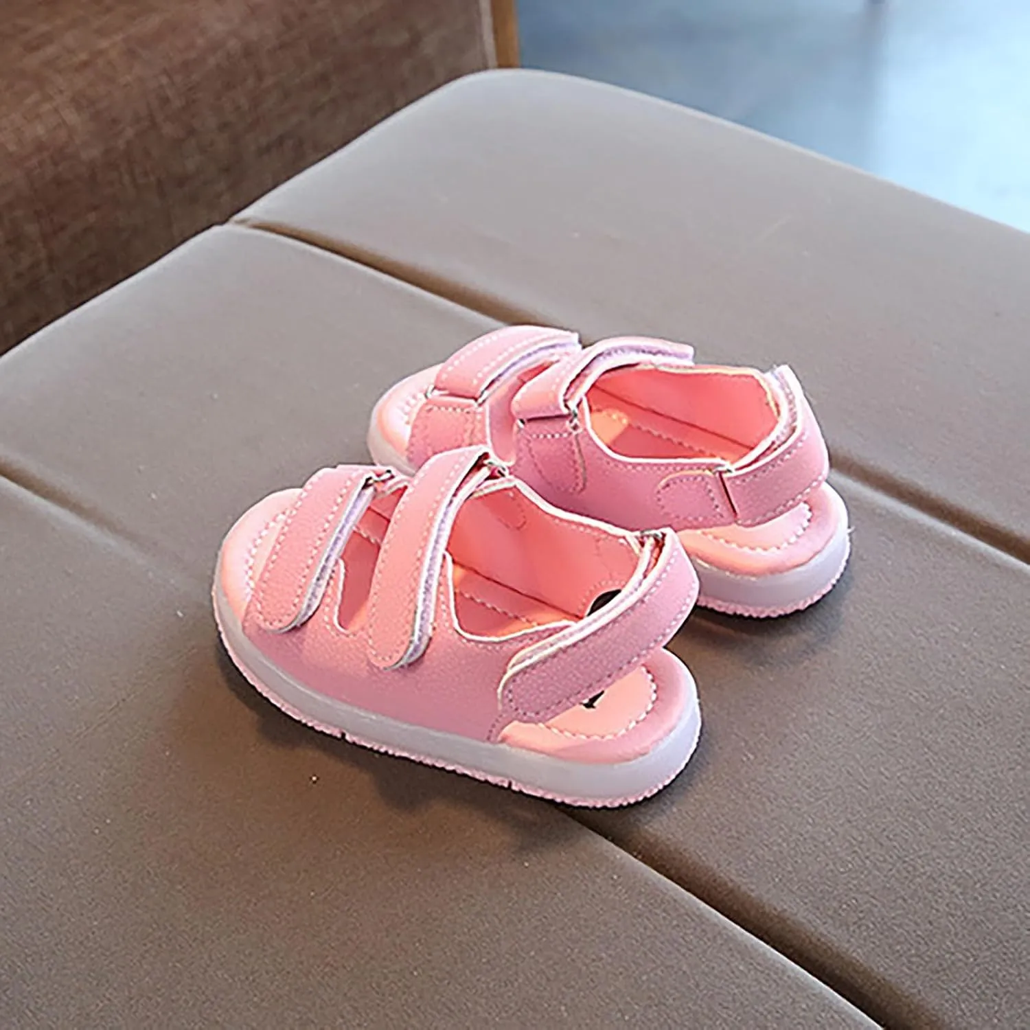 Toddler Girls Light Up Sandals, Slip On Non Slip Adjustable Strap Open Toe Beach Water Shoes, Kids Luminous Sandals