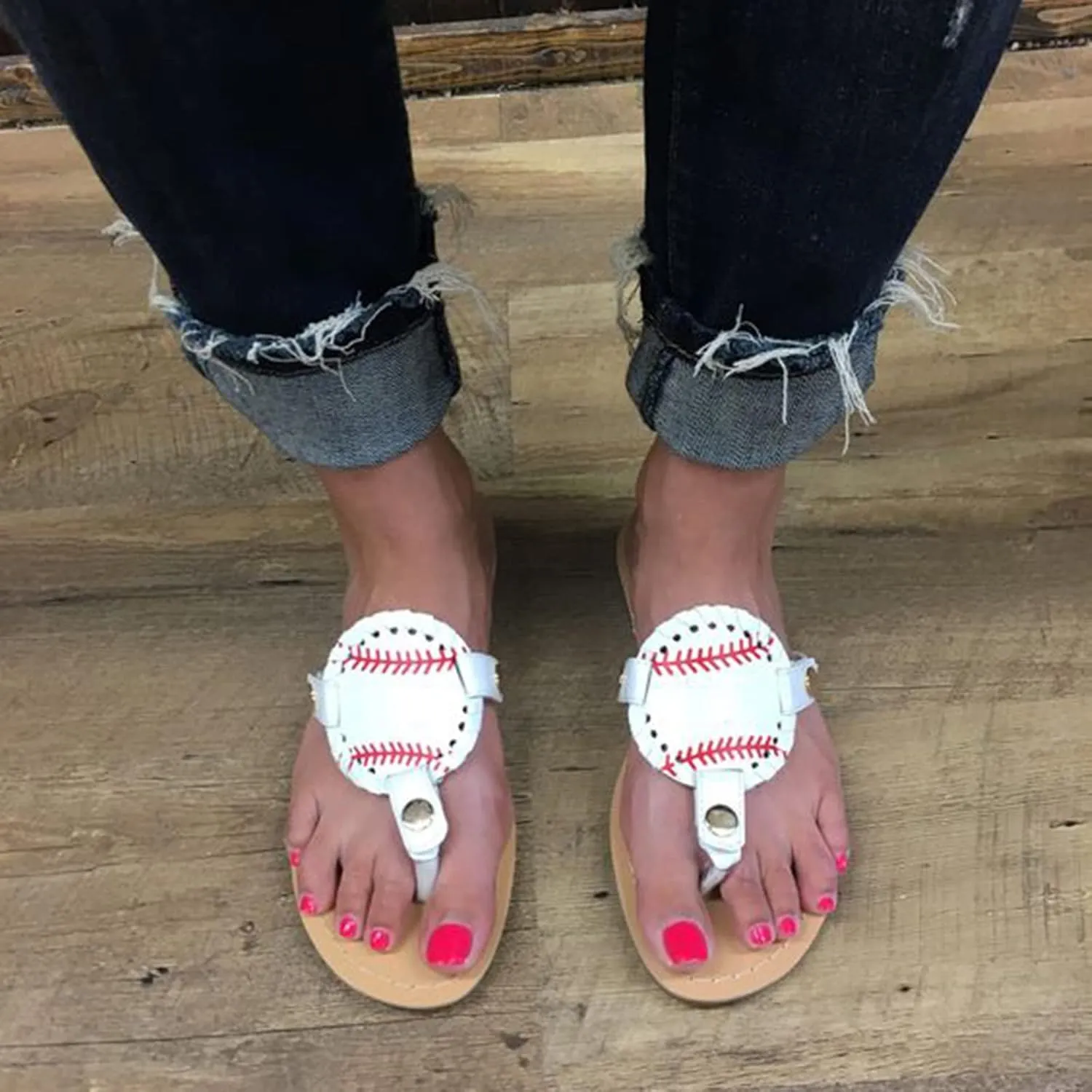 Women Baseball Sandals Flat Flip Flops for Women Slippers with Arch Support for Ladies Clip Toe Walking Sandals